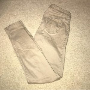 Skinny fit khaki pants- Hollister
